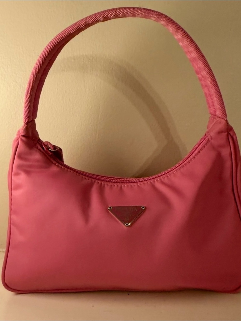 Prada Re-Edition 2000 Pink Nylon Mini Shoulder Bag Begonia MV515 Authentic